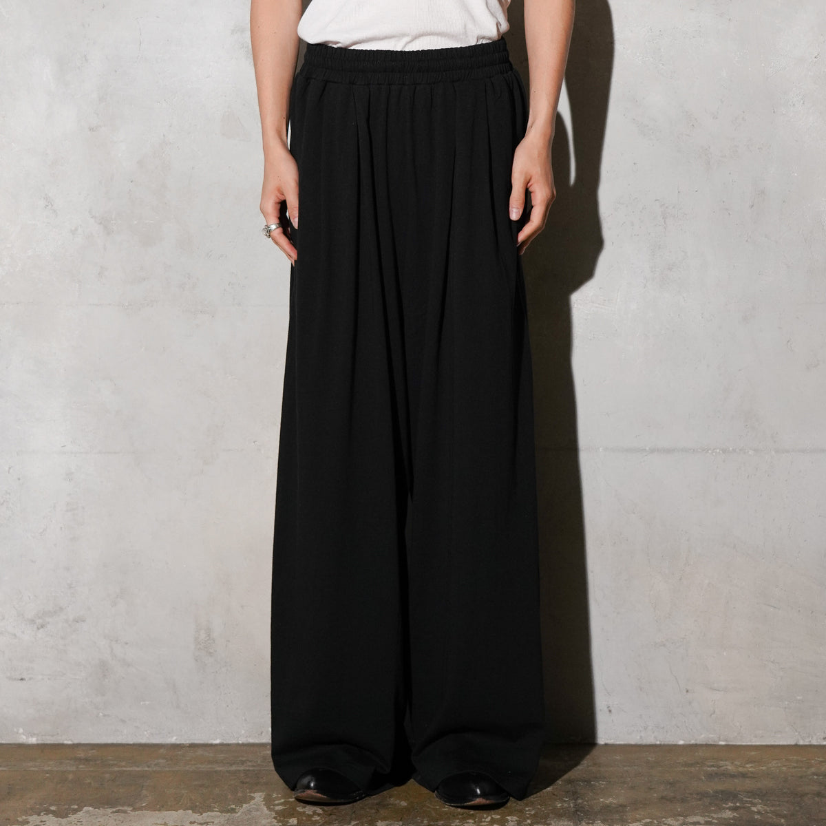 THE MAGUEY / PLEATED PANTS WASHED BLACK