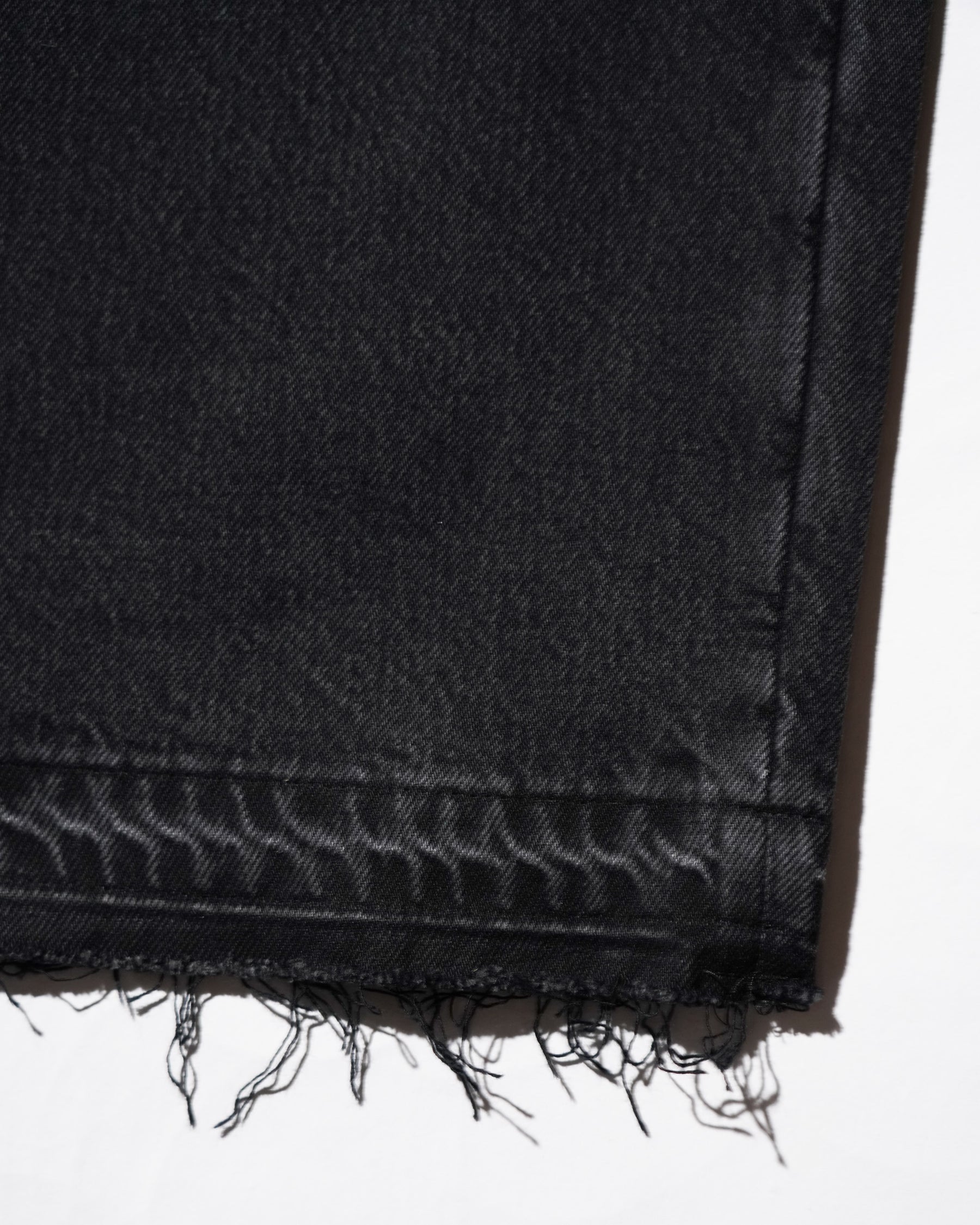EVISU / LEATHER PATCHWORK DAICOCK DENIM JEANS - ZIP UP-LOOSE FIT MID TONE BLACK DENIM