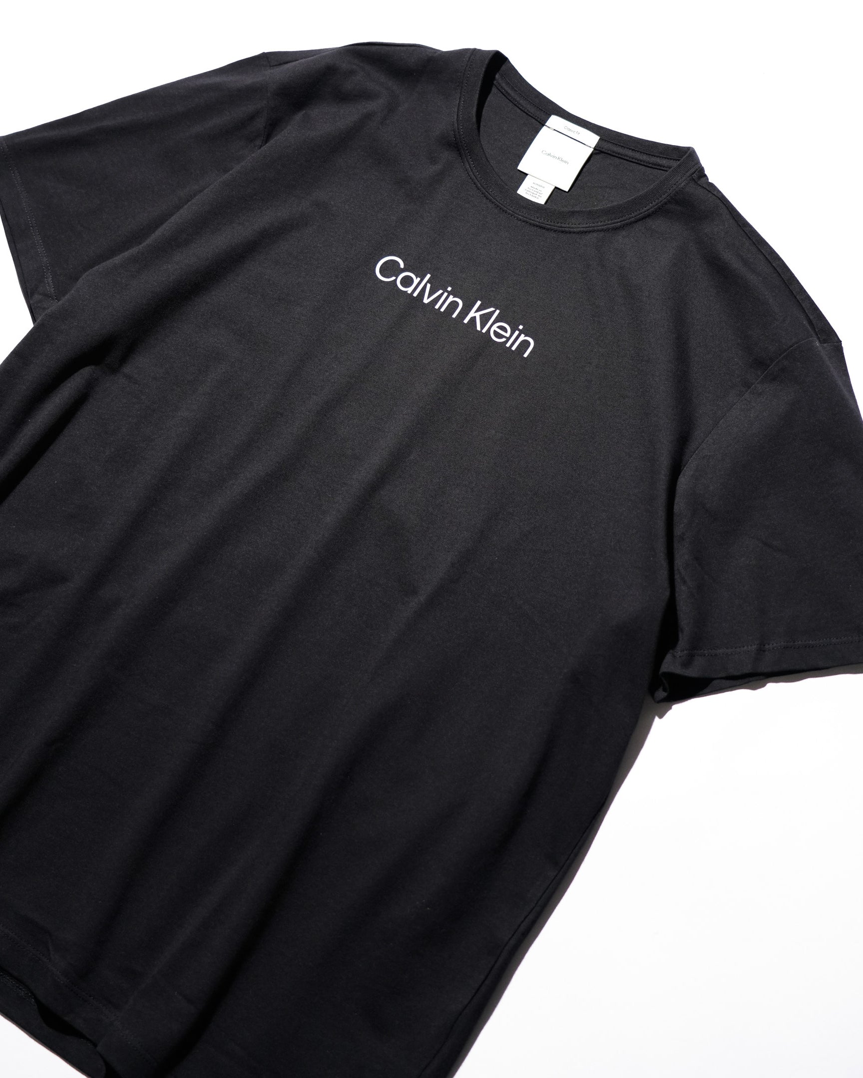 Calvin Klein / PRINTED LOGO TEE BLACK