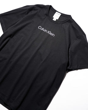 Calvin Klein / PRINTED LOGO TEE BLACK