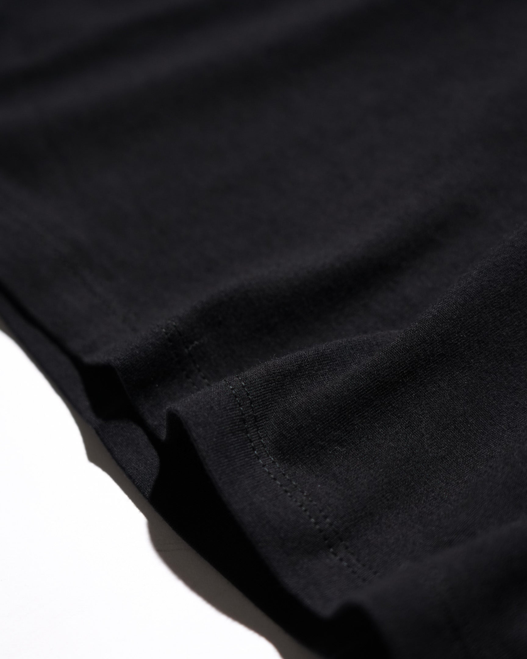 Calvin Klein / PRINTED LOGO TEE BLACK
