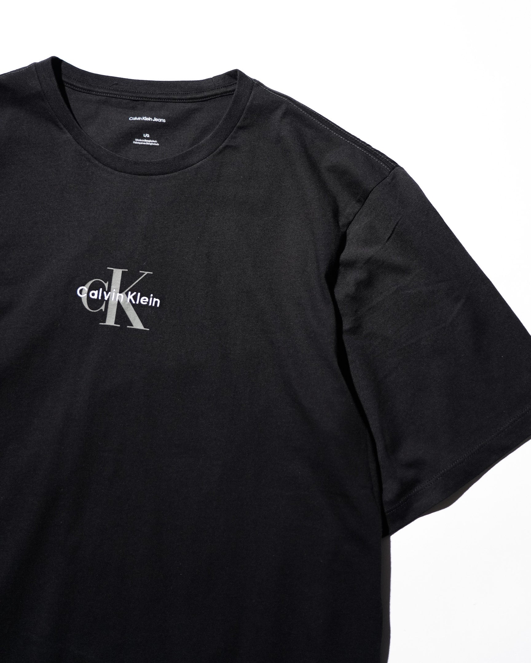Calvin Klein / PRINTED LOGO TEE BLACK