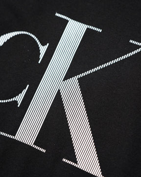 Calvin Klein / PRINTED LOGO TEE BLACK