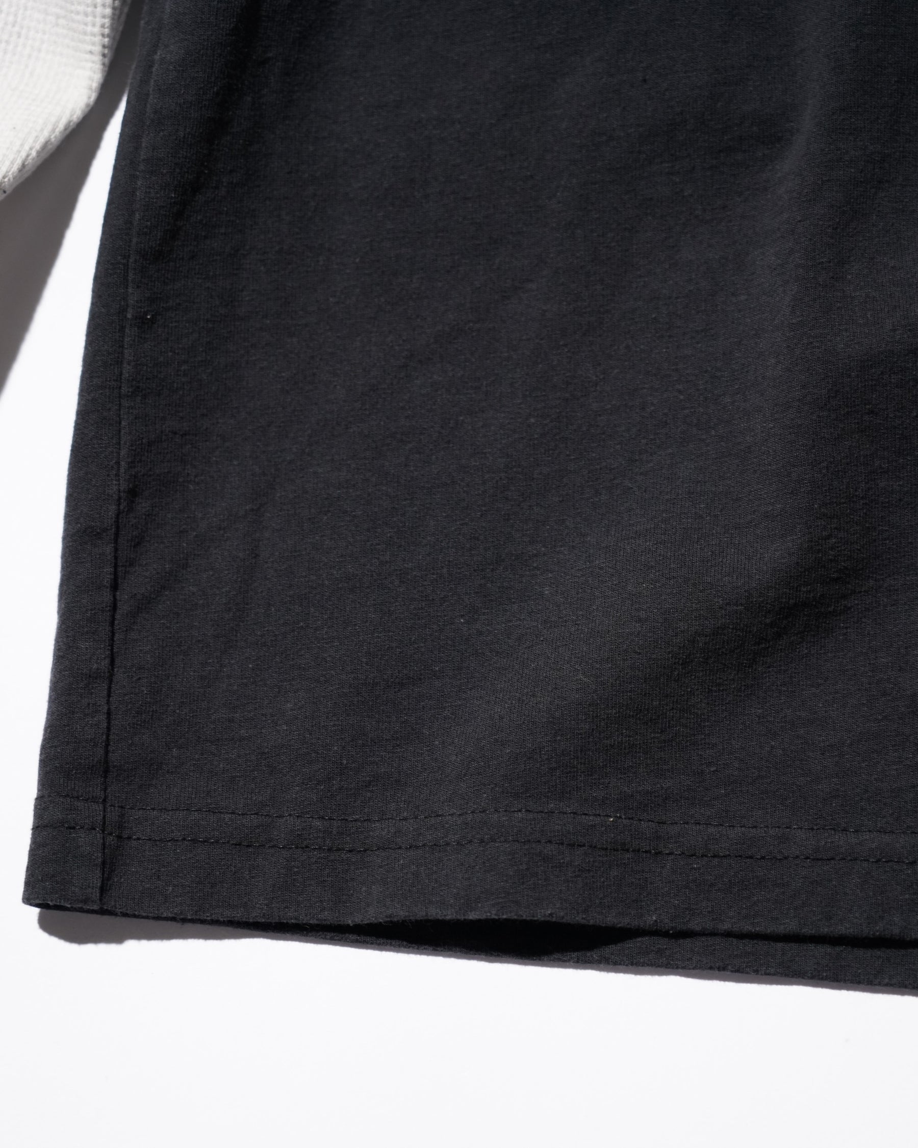 CCTB / CHAIN THERMAL T DIRTY WHITE