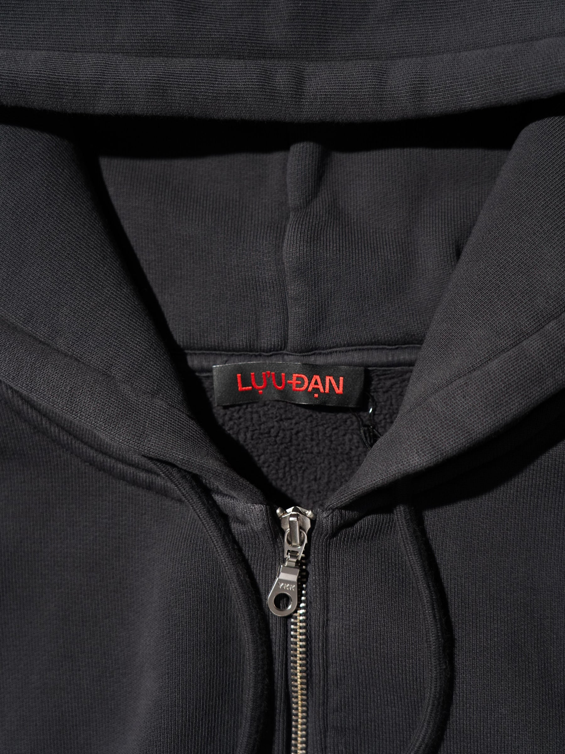 LU'U DAN / WASHED ZIP HOODIE OVERDYED BLACK