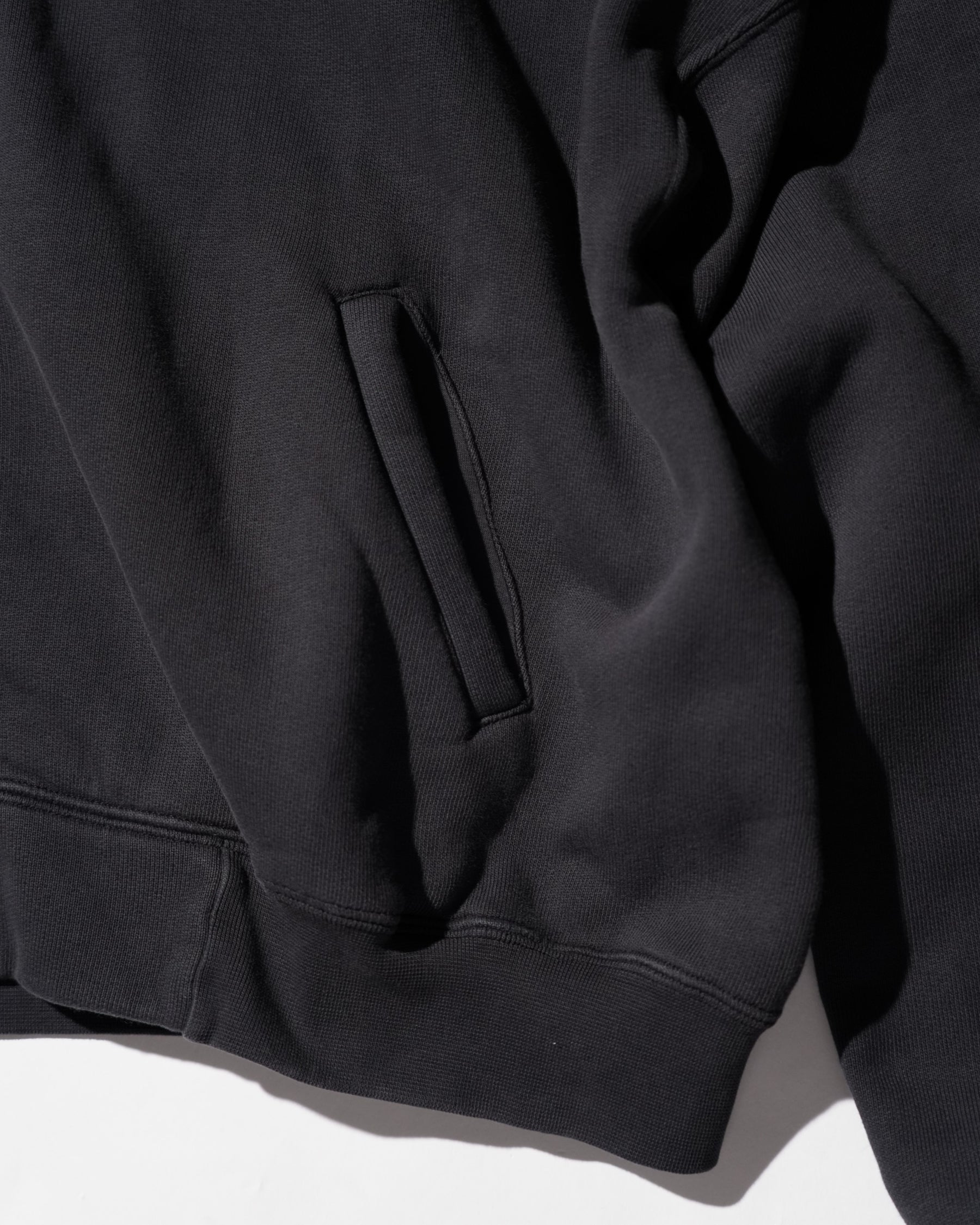 LU'U DAN / WASHED ZIP HOODIE OVERDYED BLACK