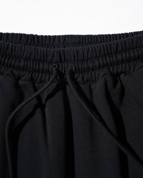 LU'U DAN / BAGGY BONTAN SWEATPANTS BLACK
