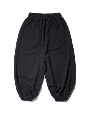 LU'U DAN / BAGGY BONTAN SWEATPANTS BLACK