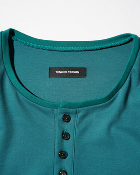 <span style="color: #f50b0b;">Last One</span> TENDER PERSON / HENRY NECK LONG TEE GREEN
