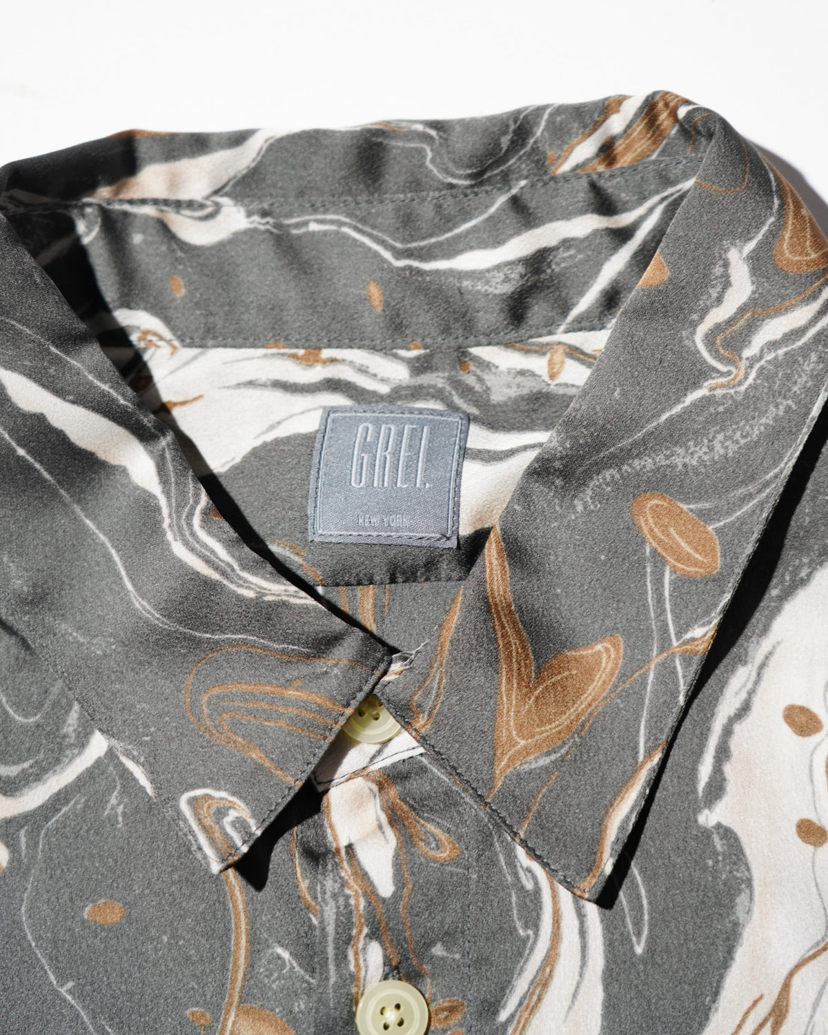 GREI. / SS BOX SHIRTS MARBLE PRINT CHARCOAL