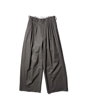 SOSHIOTSUKI / EIGHT TUCK HIGH WEST TROUSERS CHARCOAL