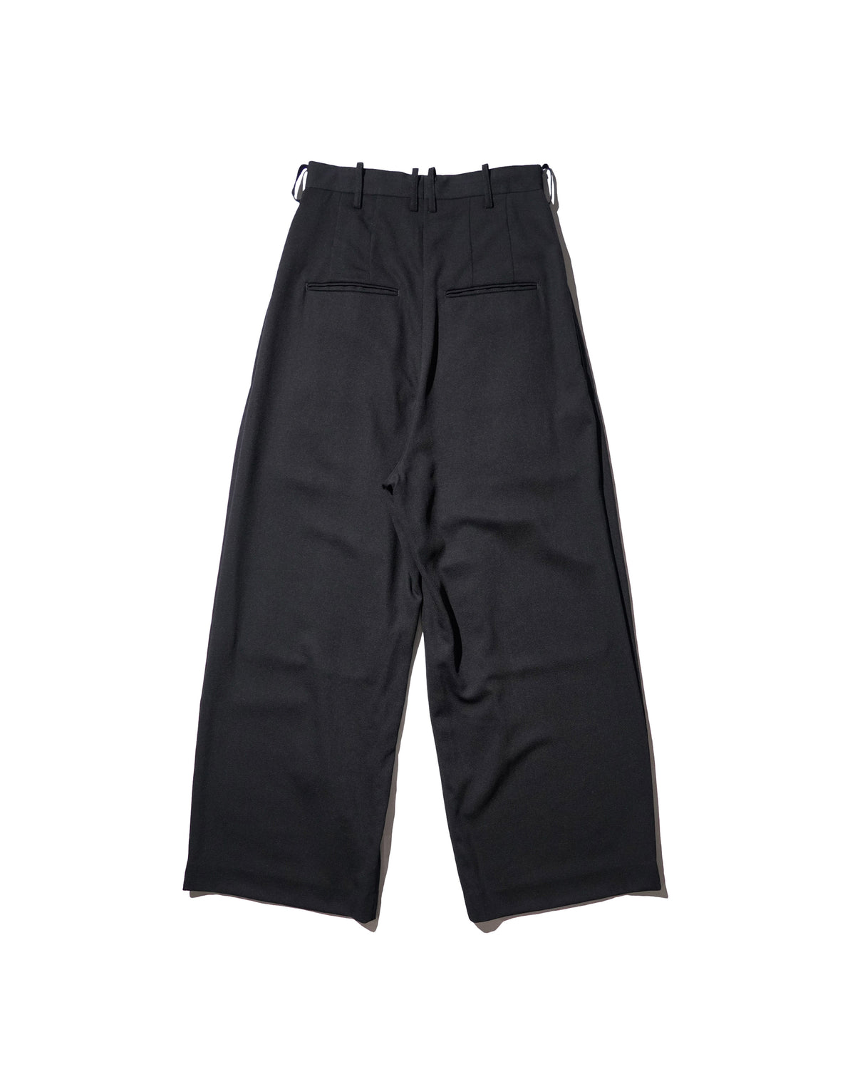 <span style="color: #f50b0b;">Last One</span> SOSHIOTSUKI / EIGHT TUCK HIGH WEST TROUSERS BLACK