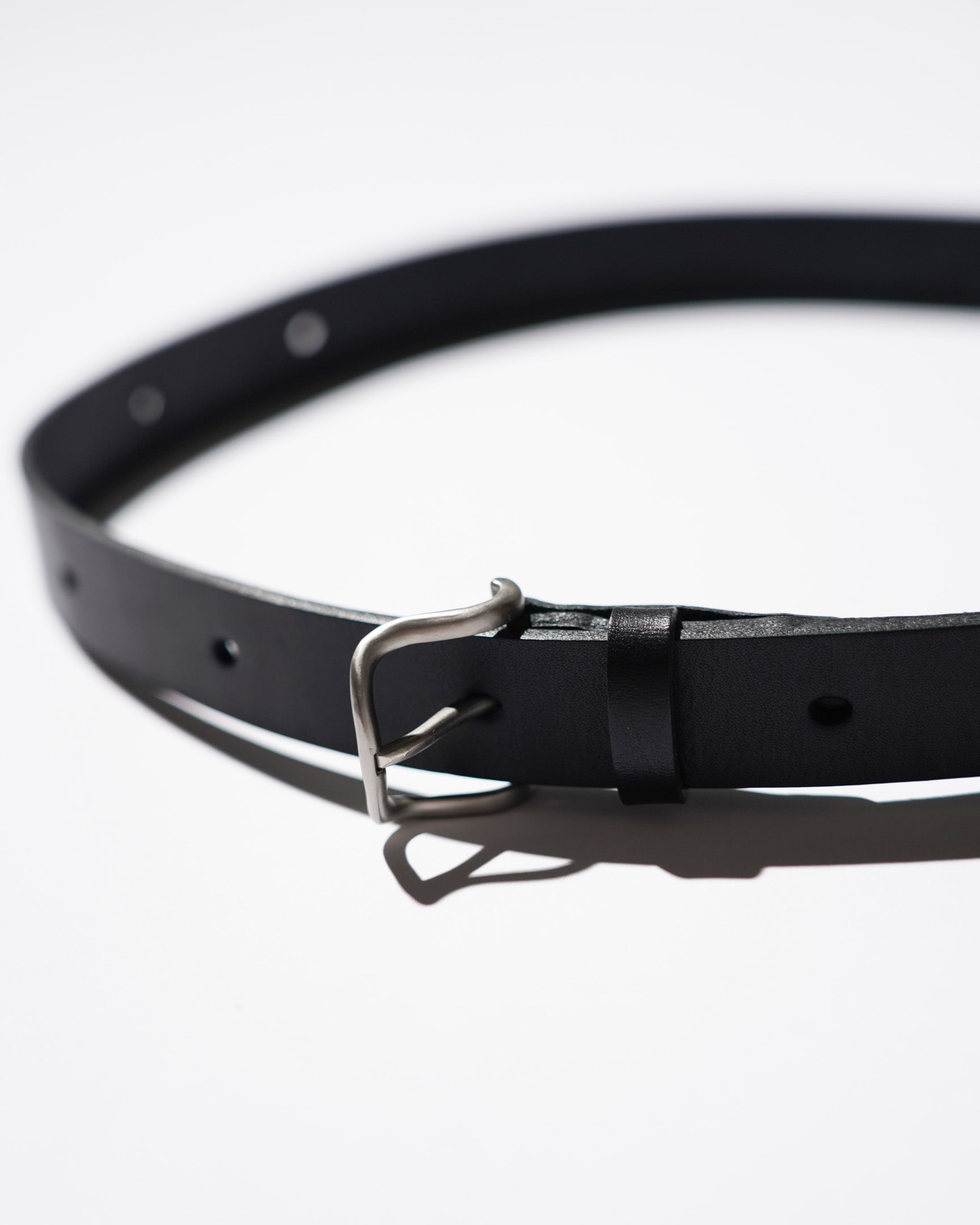 <span style="color: #f50b0b;">Last One</span> SOSHIOTSUKI / DRAPE BUCKLE BELT BLACK