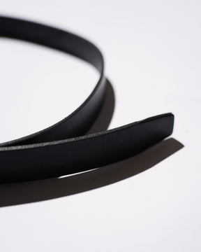 <span style="color: #f50b0b;">Last One</span> SOSHIOTSUKI / DRAPE BUCKLE BELT BLACK