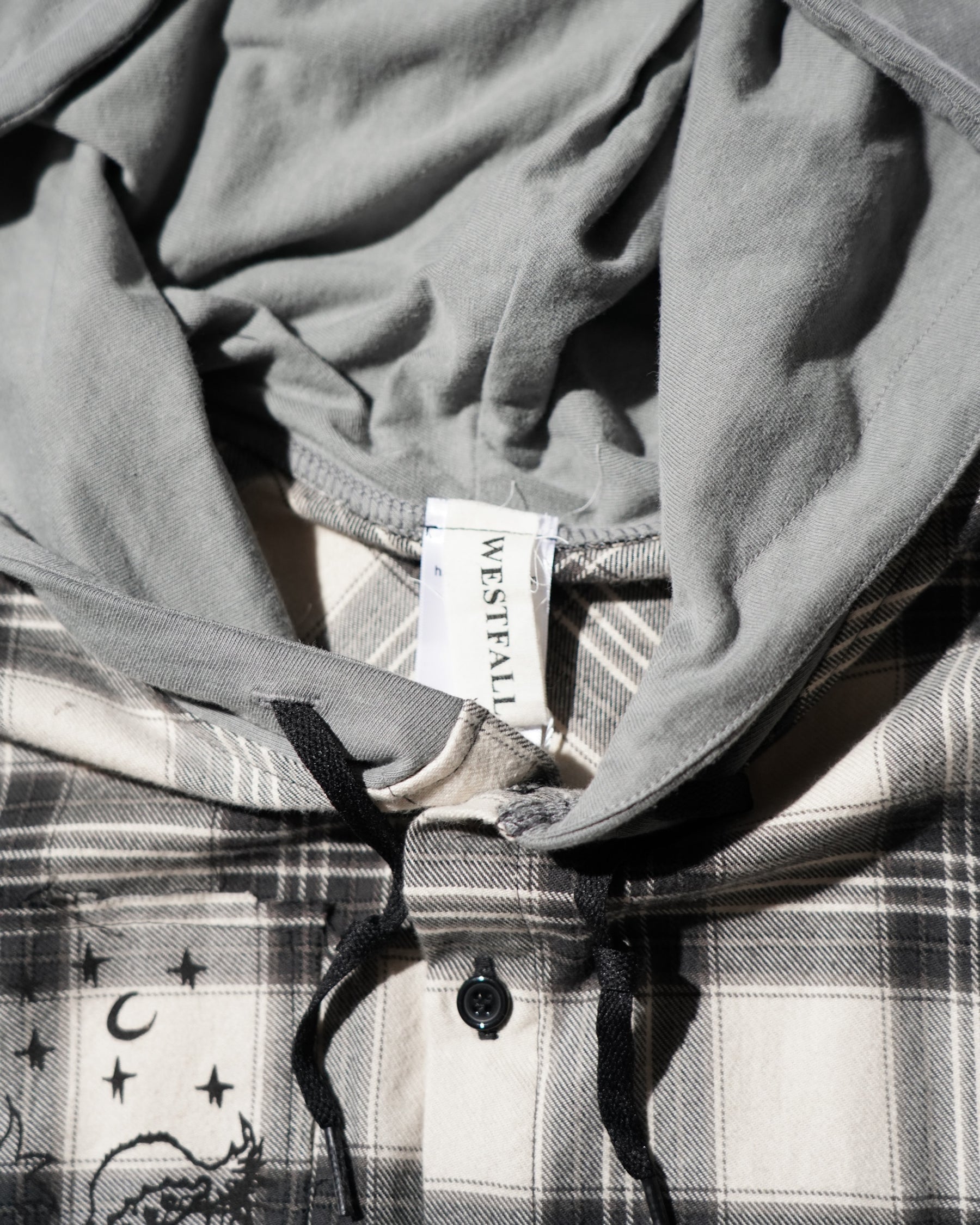 WESTFALL / PRINTED PATCH HOODED FLANNEL OVERSHIRT WHITE