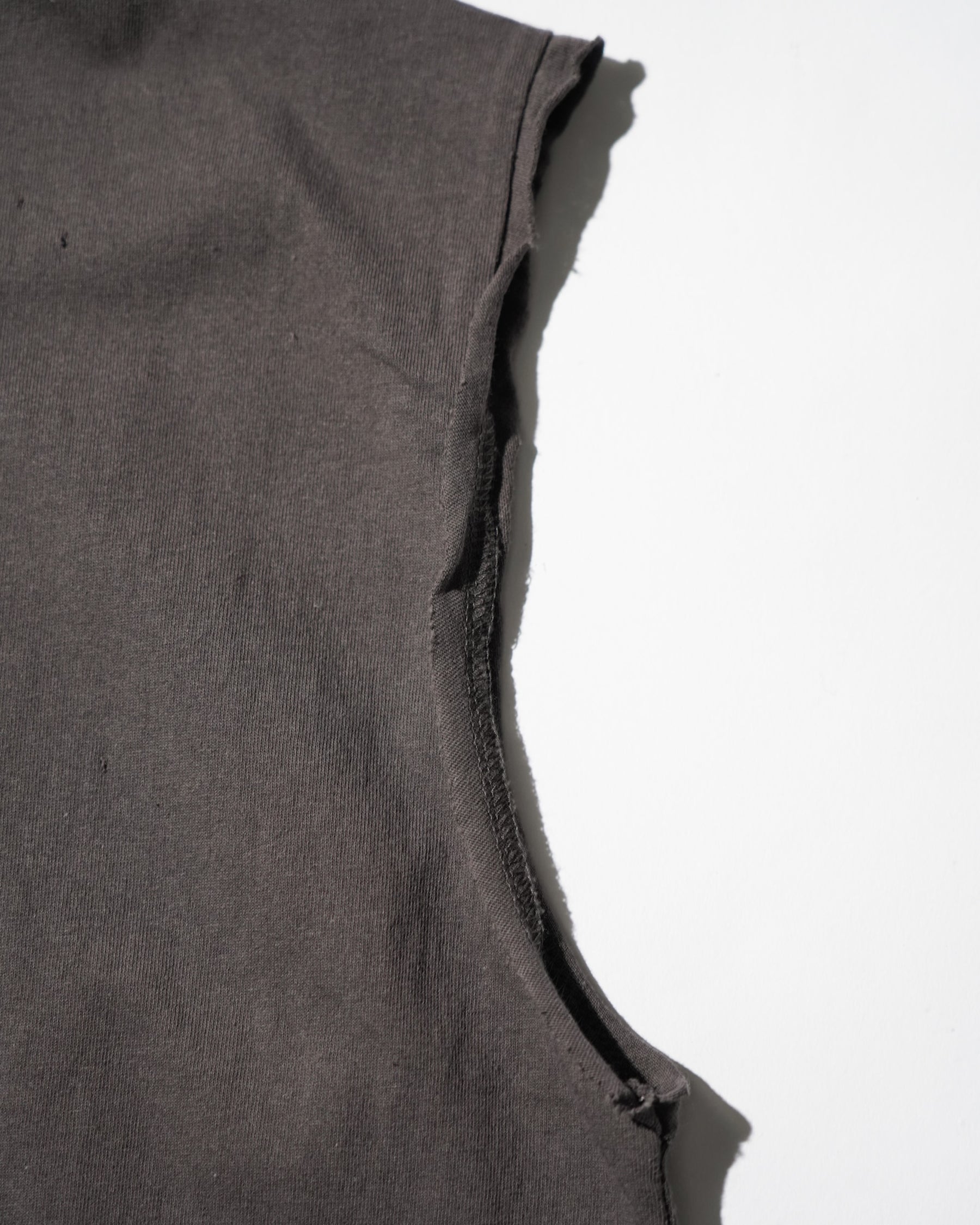 【EXCLUSIVE】TEPPEI FURUYAMA / NO SLEEVE T-SHIRT GRAY