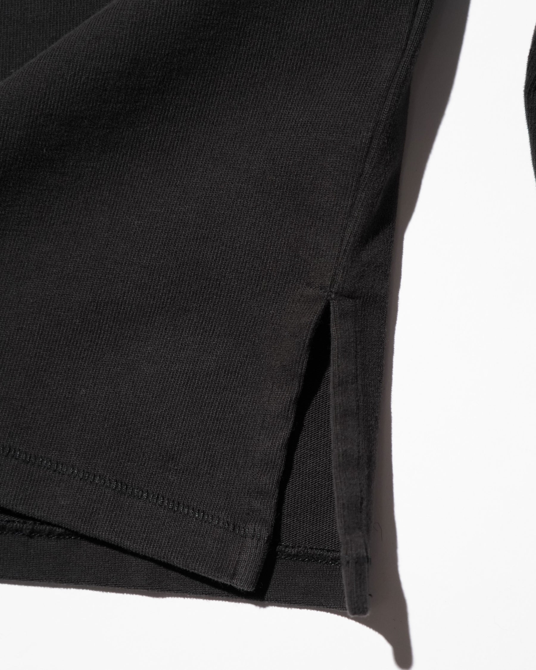 ERL / UNISEX MOCK NECK ERL SCRIPT LONG SLEEVE TEE KNIT BLACK
