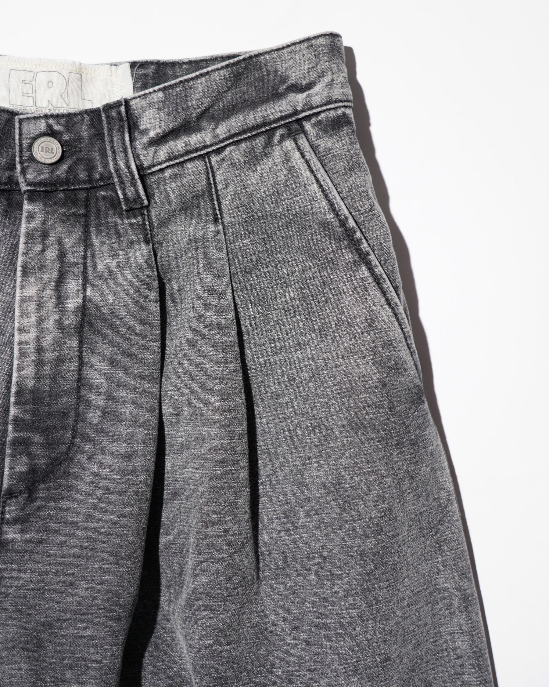 ERL / UNISEX PLEATED JEANS WOVEN BLACK