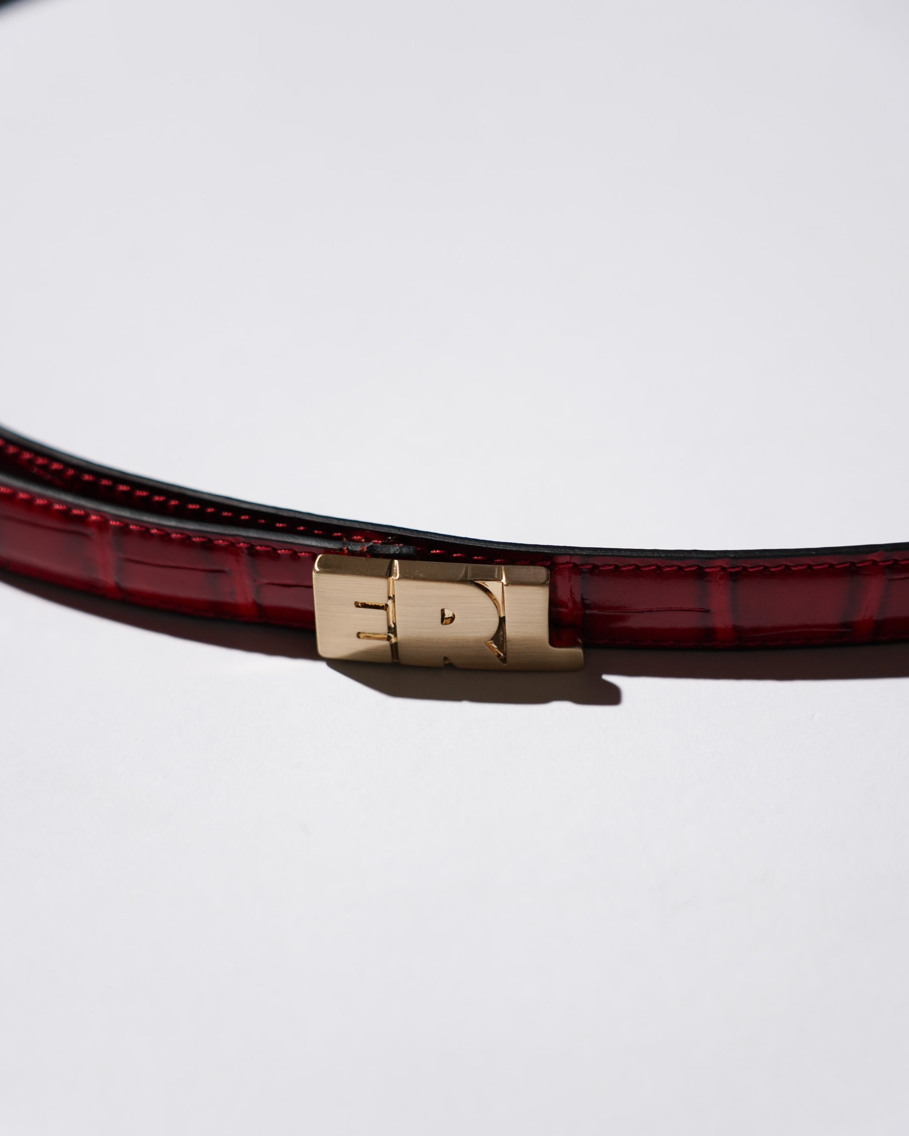 <span style="color: #f50b0b;">Last One</span> ERL / UNISEX CROC BELT SMALL LEATHER RED