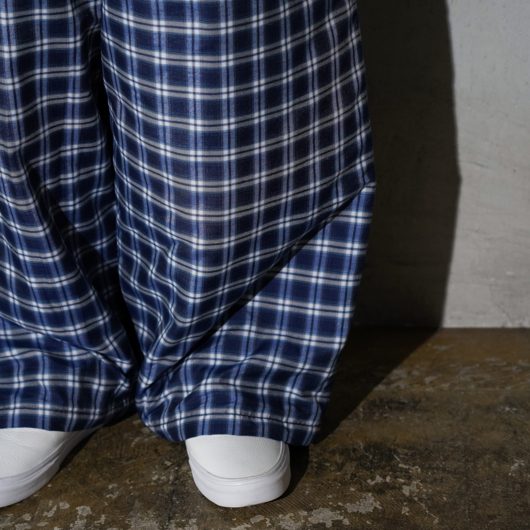 INTODUSK / PLAID QUILTED PANTS NAVY PLAID