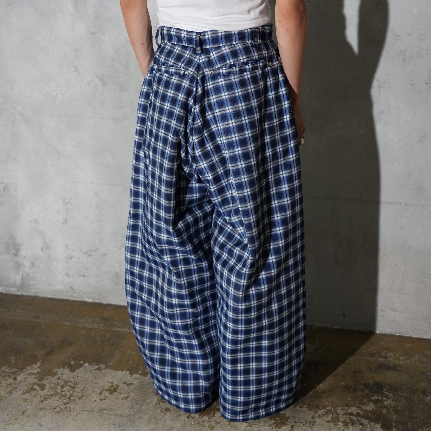 INTODUSK / PLAID QUILTED PANTS NAVY PLAID