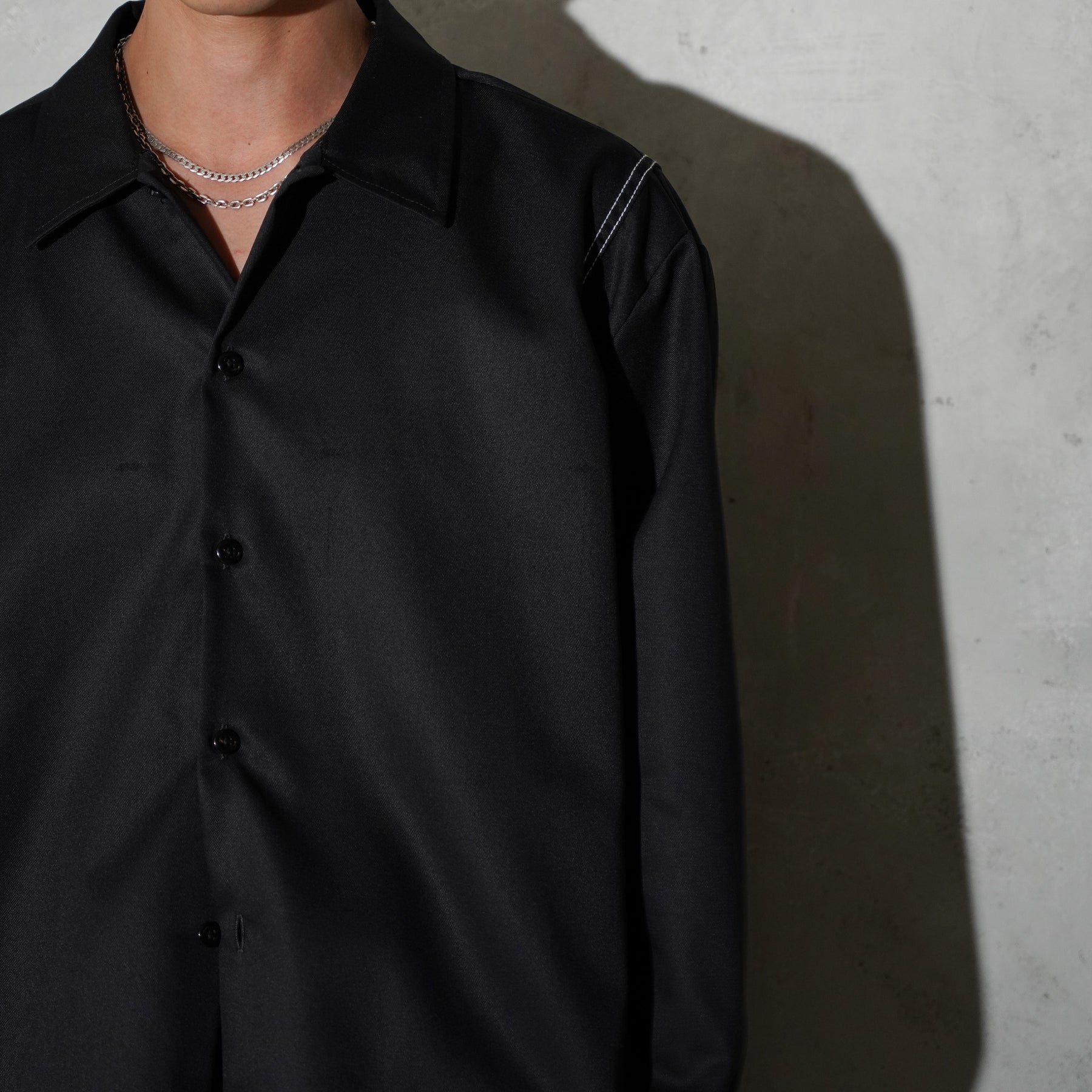 <span style="color: #ff2a00;">Last One</span> WHATEVERWORKS / PLEATED LS SHIRT BLACK