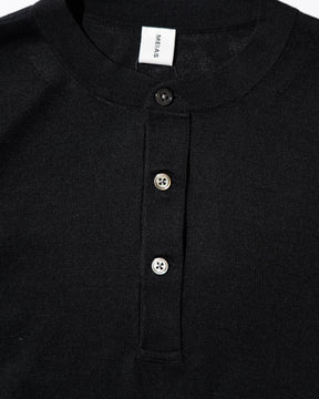 <span style="color: #f50b0b;">Last One</span> MEIAS / SILK HENLEY NECK PO BLACK