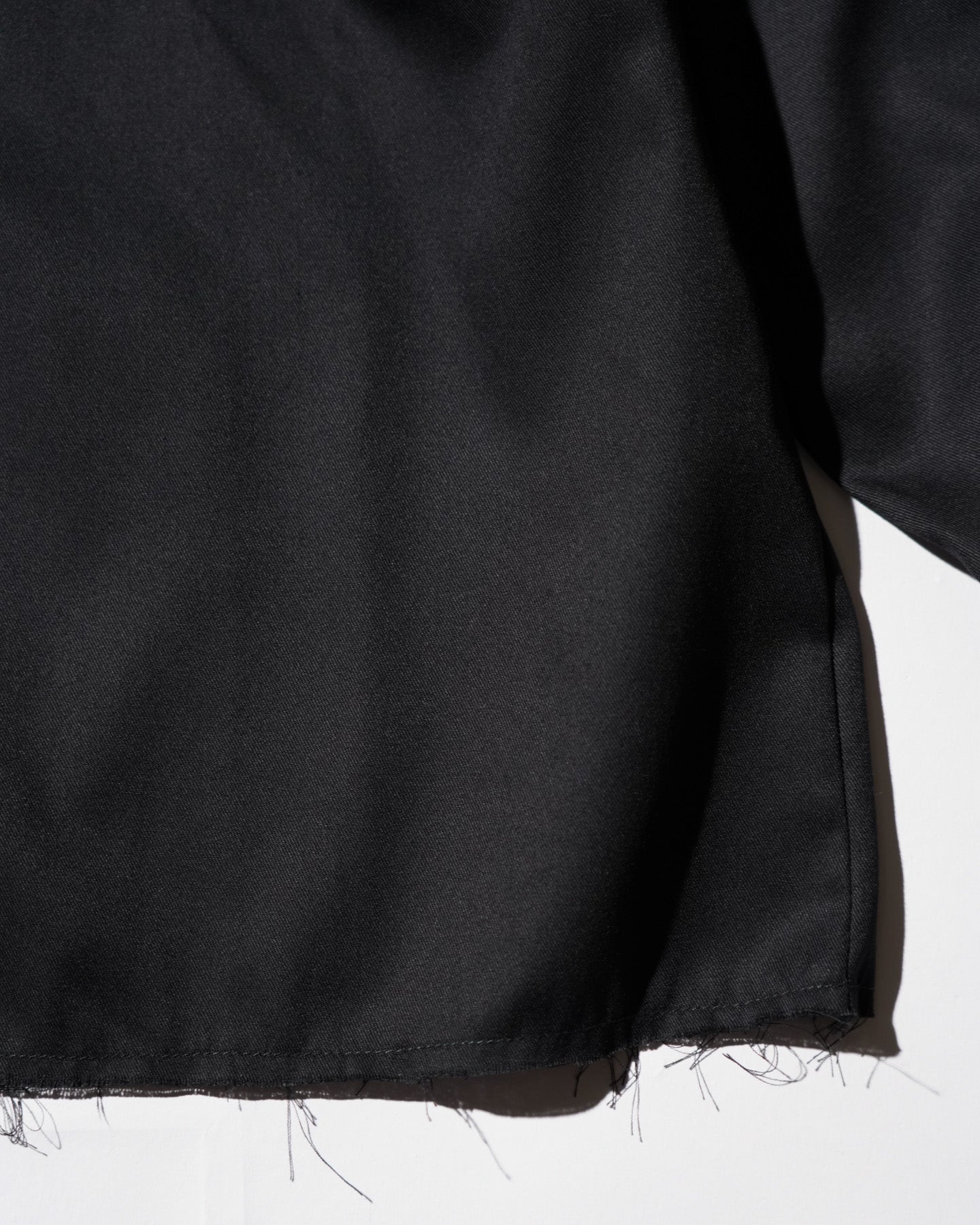 <span style="color: #ff2a00;">Last One</span> WHATEVERWORKS / PLEATED LS SHIRT BLACK