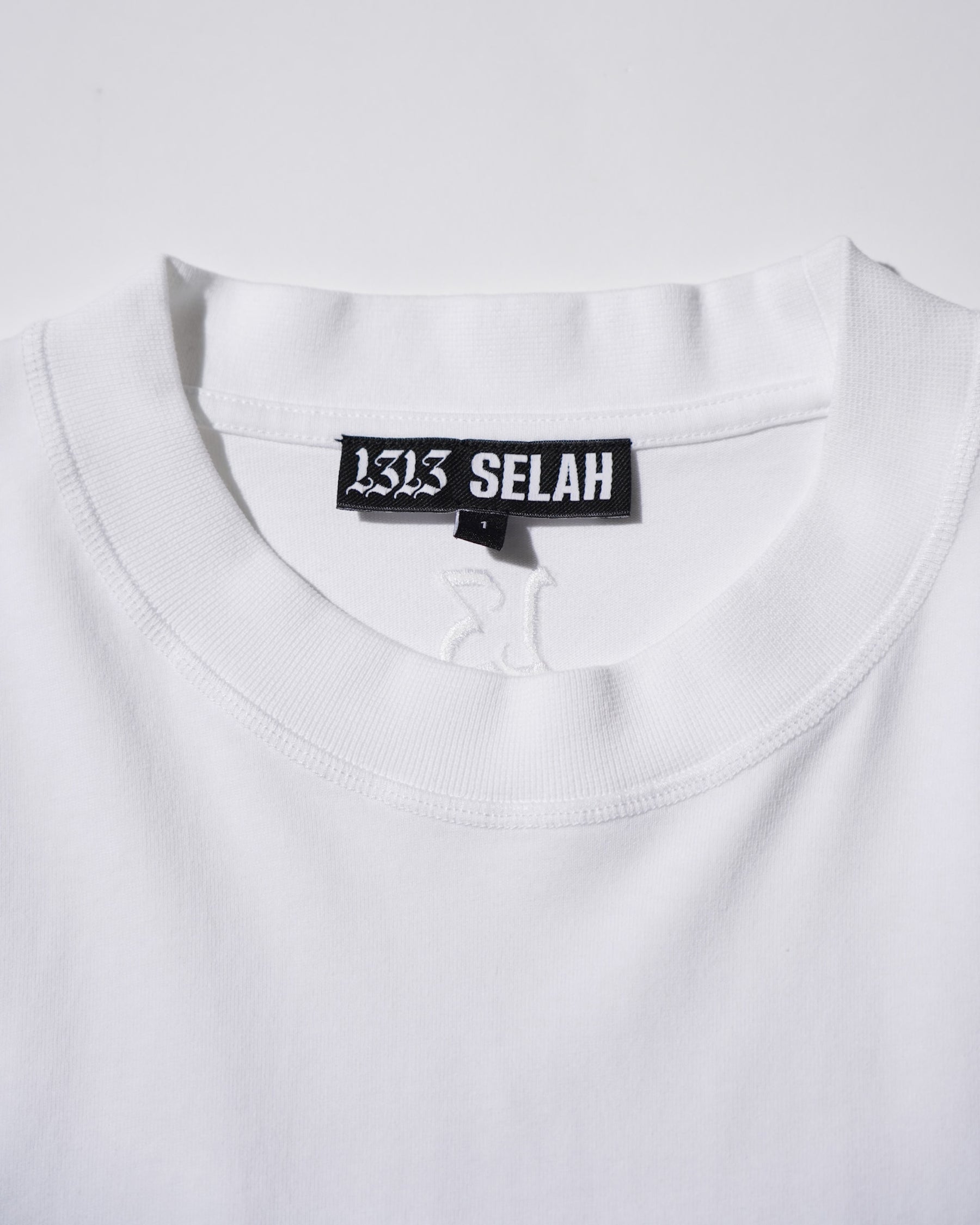 <span style="color: #f50b0b;">Last One</span> 1313 SELAH / MASSIVO TEE WHITE