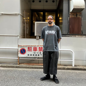 【CCTB Exclusive】INTODUSK / SCARY LOGO SS T WASHED BLACK