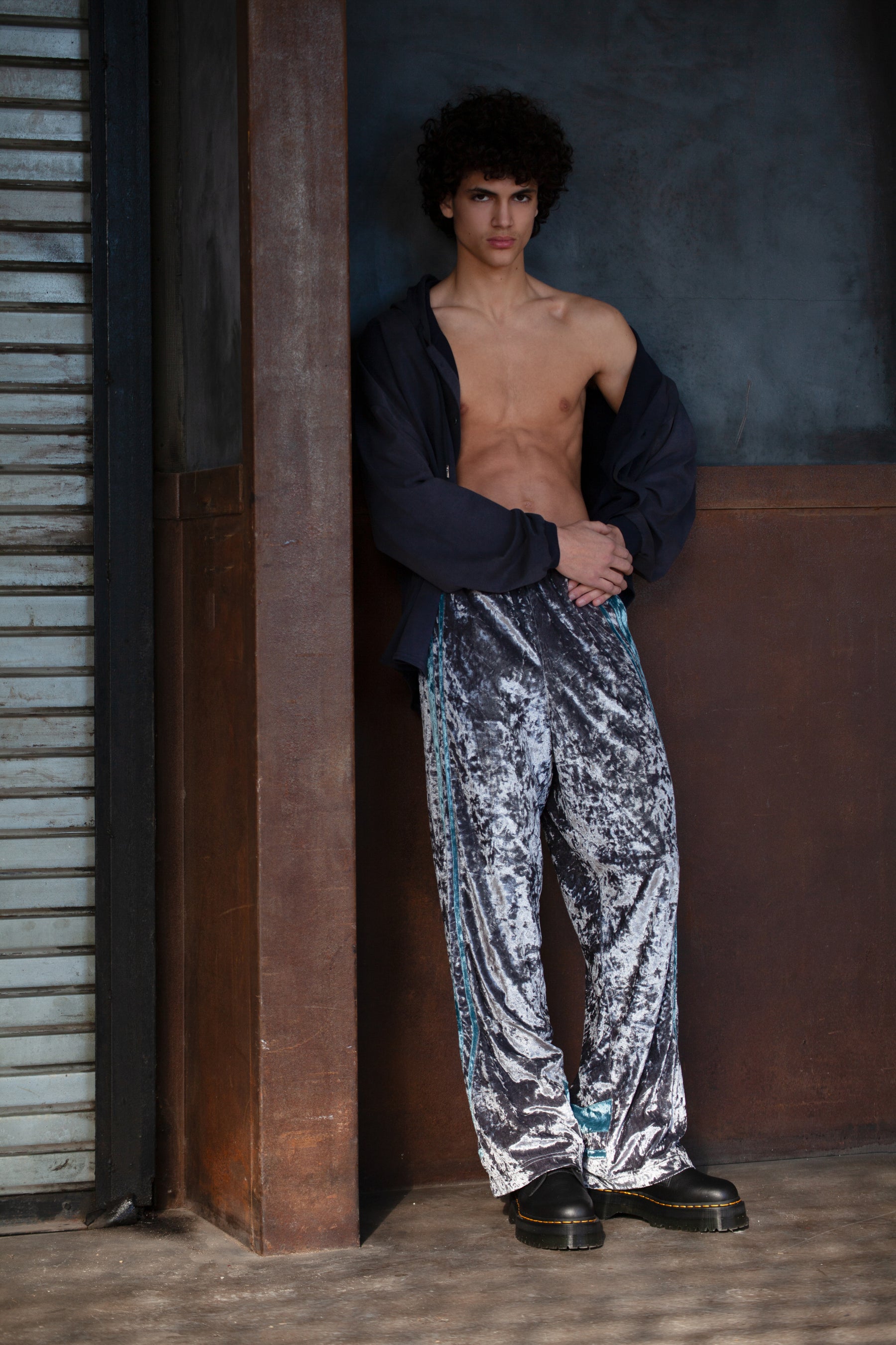 THE MAGUEY / VELOR PANTS SILVER