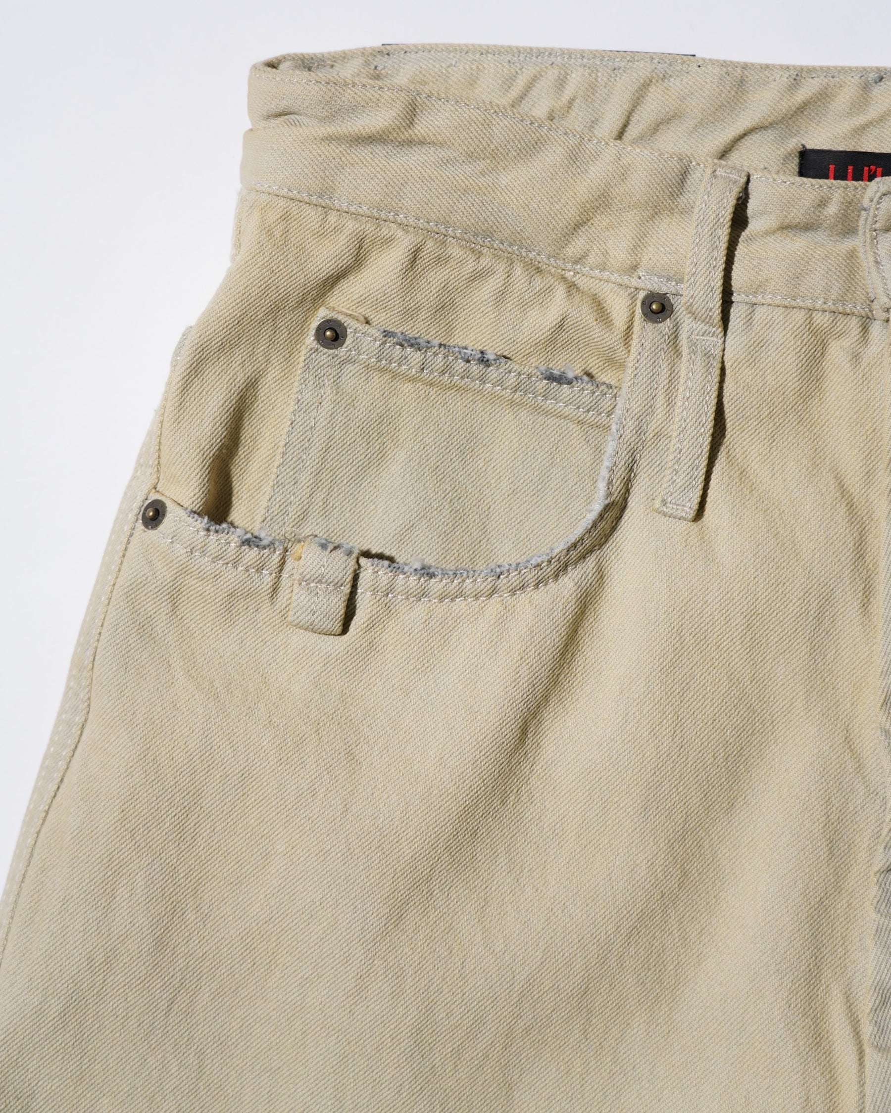 LU'U DAN / DUMPSTER DENIM WHITEWASHED 11