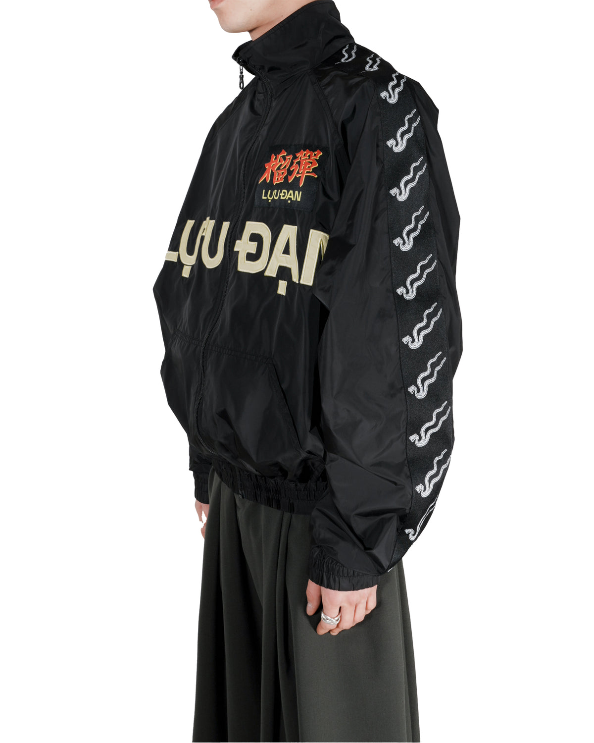 <span style="color: #f50b0b;">Last One</span> LU'U DAN / WINDBREAKER L-D BLACK OFF-YOLK