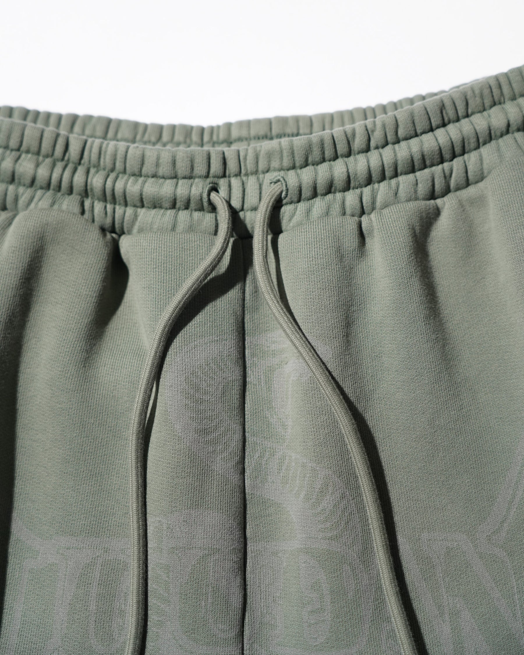 LU'U DAN / ZOKU SHORTS WASHED OUT MILITARY_3