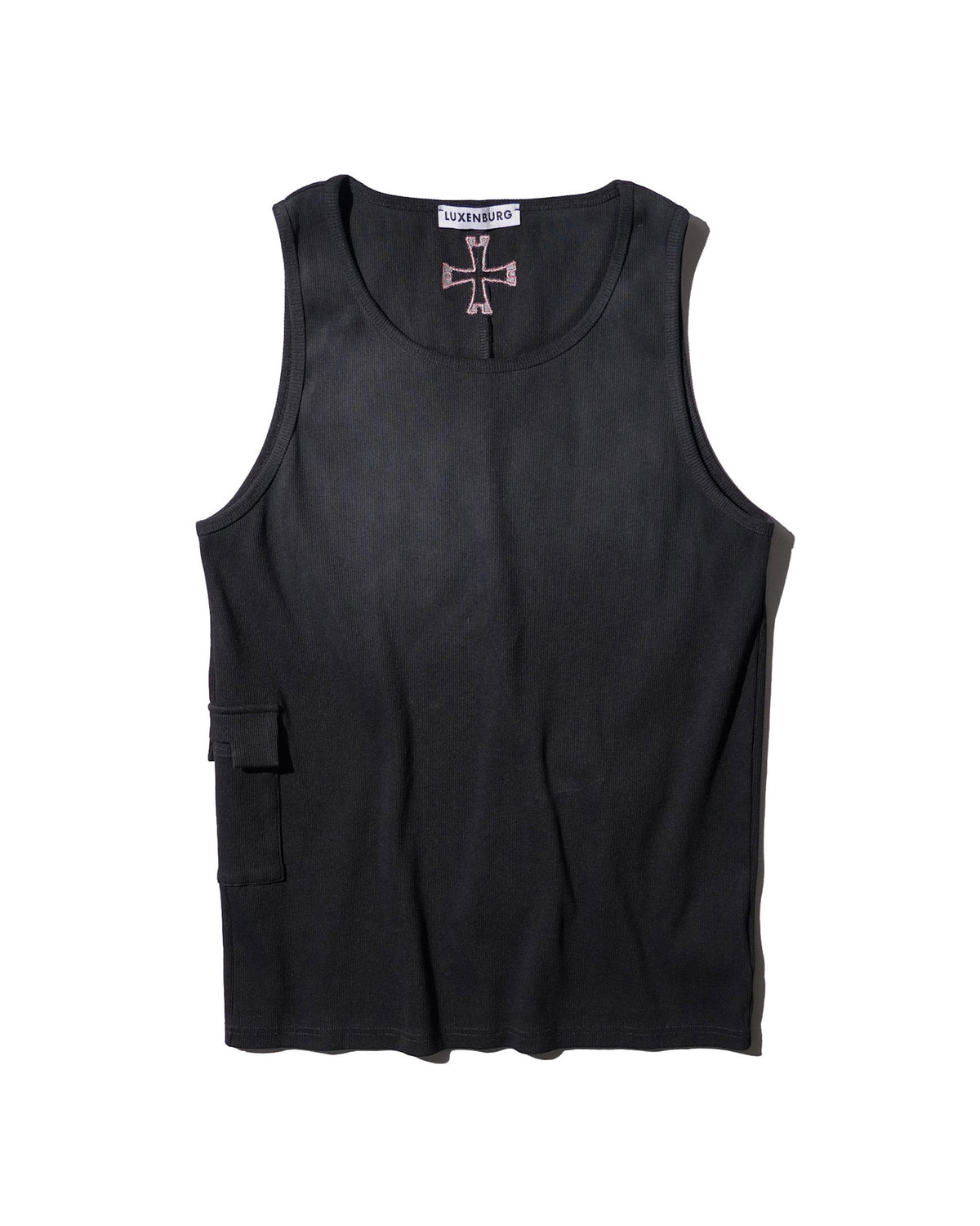 LUXENBURG_GALLERY TANK AGED SUNNED BLACK_1