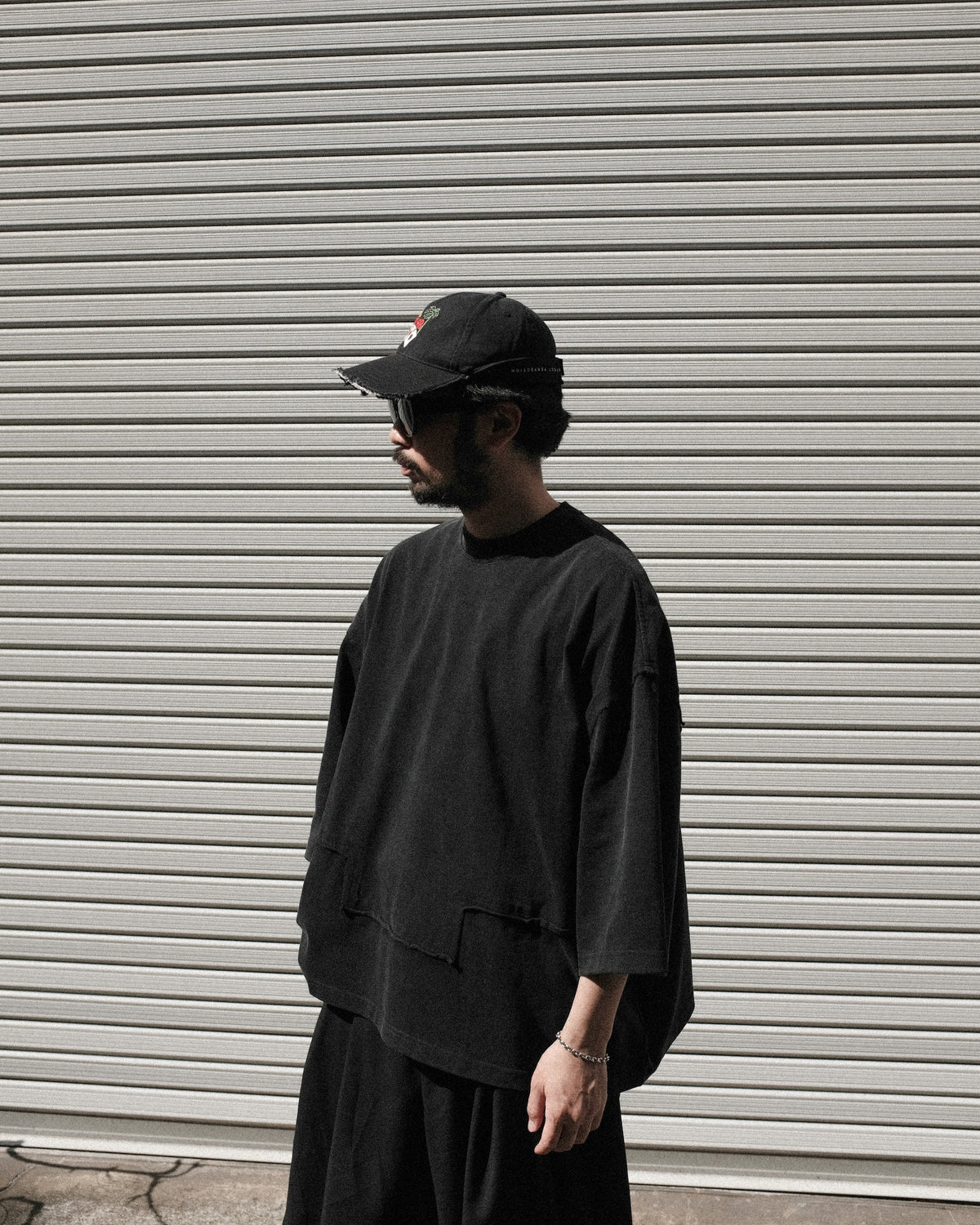 LUXENBURG CASTLE CREW AGED BLACK_2