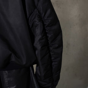 <span style="color: #f50b0b;">Last One</span> 
LU'U DAN / UNIBOMBER BLACK