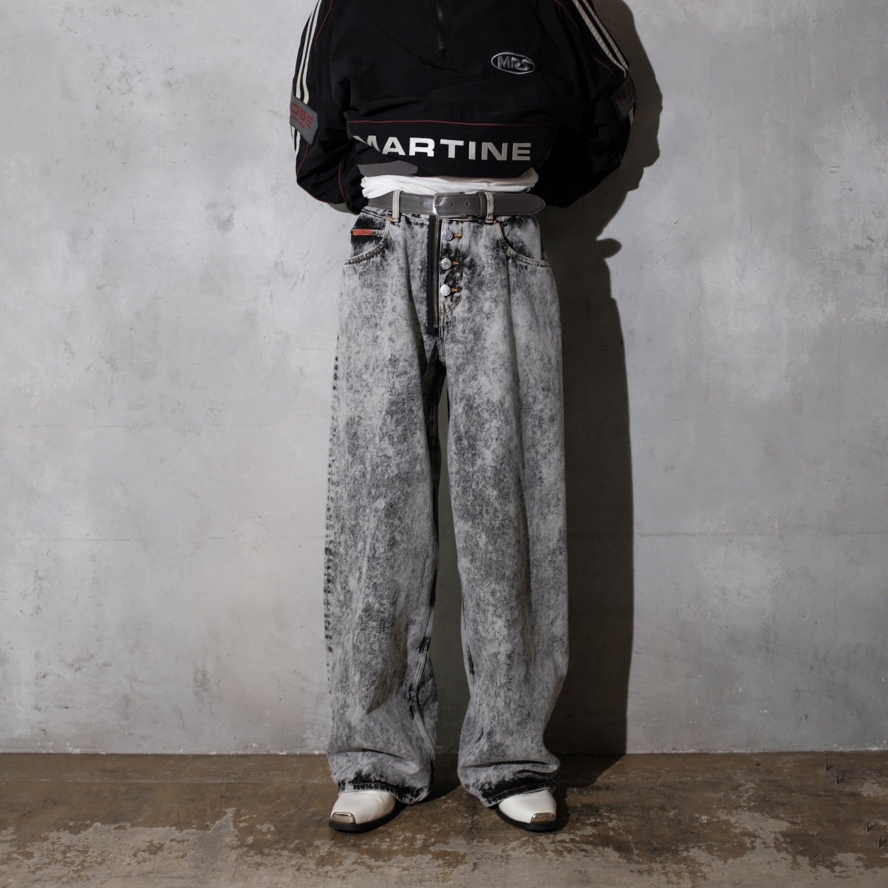 <span style="color: #f50b0b;">Last One</span> Martine Rose / ZIP HEM JEAN GREY ACID WASH