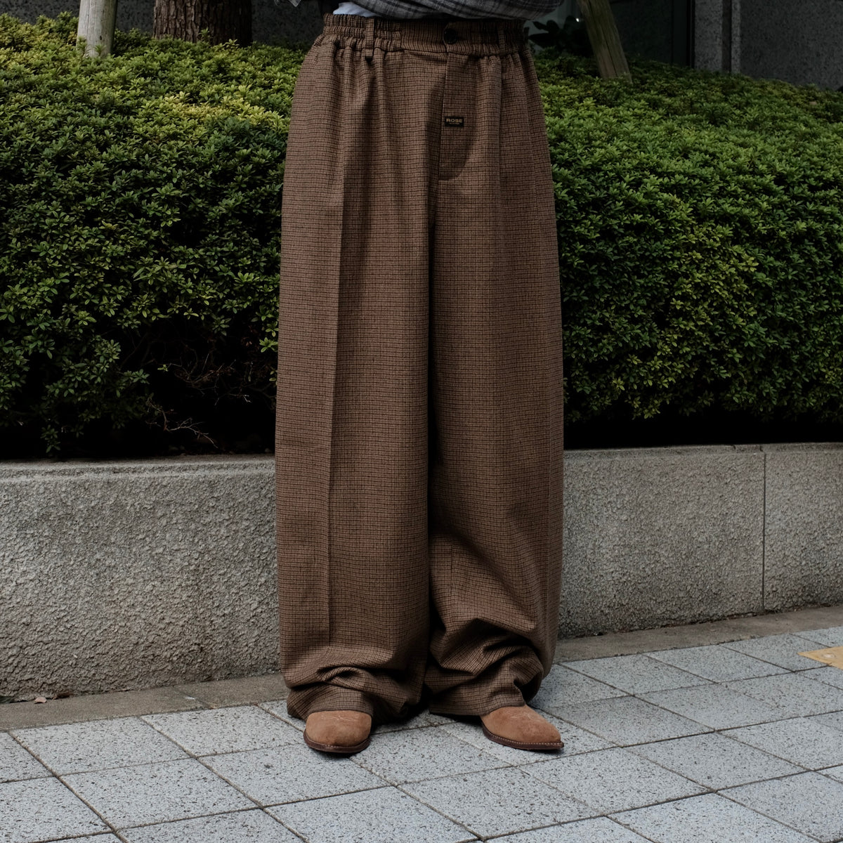 Martine Rose / EXTREME WIDE LEG TAILORED TROUSER BROWN