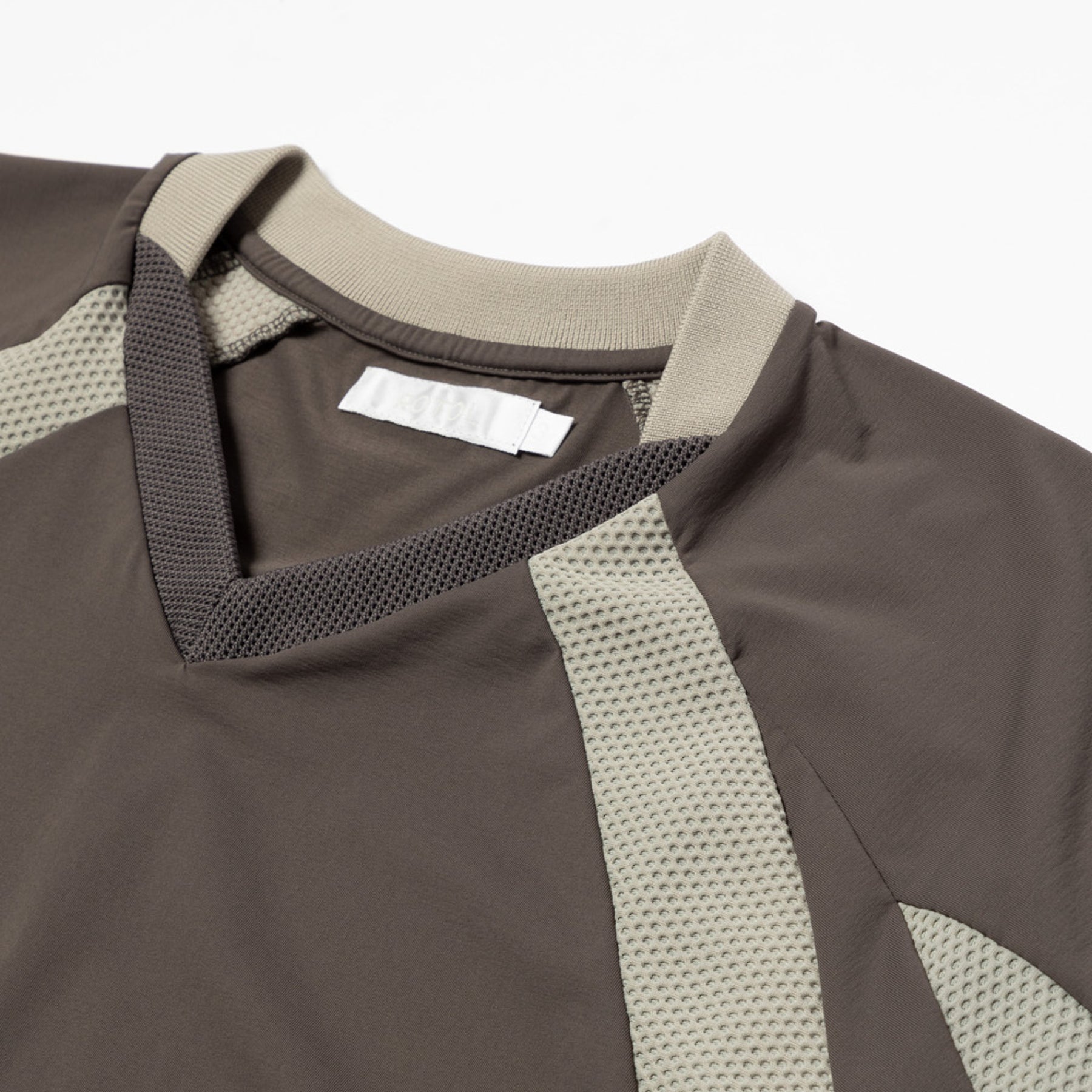 <span style="color: #f50b0b;">Last One</span> ROTOL / SHORT SLEEVE GAME SHIRT BROWN