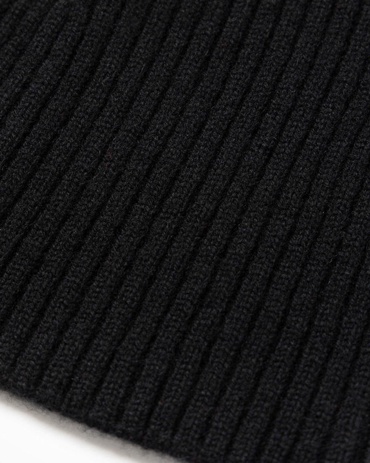 <span style="color: #f50b0b;">Last One</span> ROTOL / Wool Cashmere Blend Knit Beanie BLACK