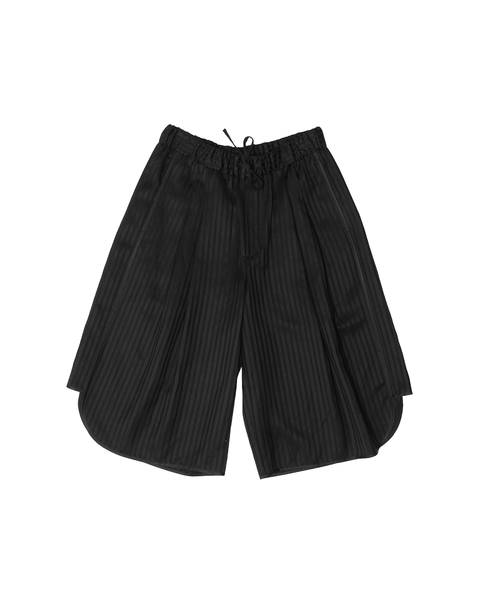 1313_SELAH_WENA_SHORTS_BLACK__TONAL_PINSTRIPE_1