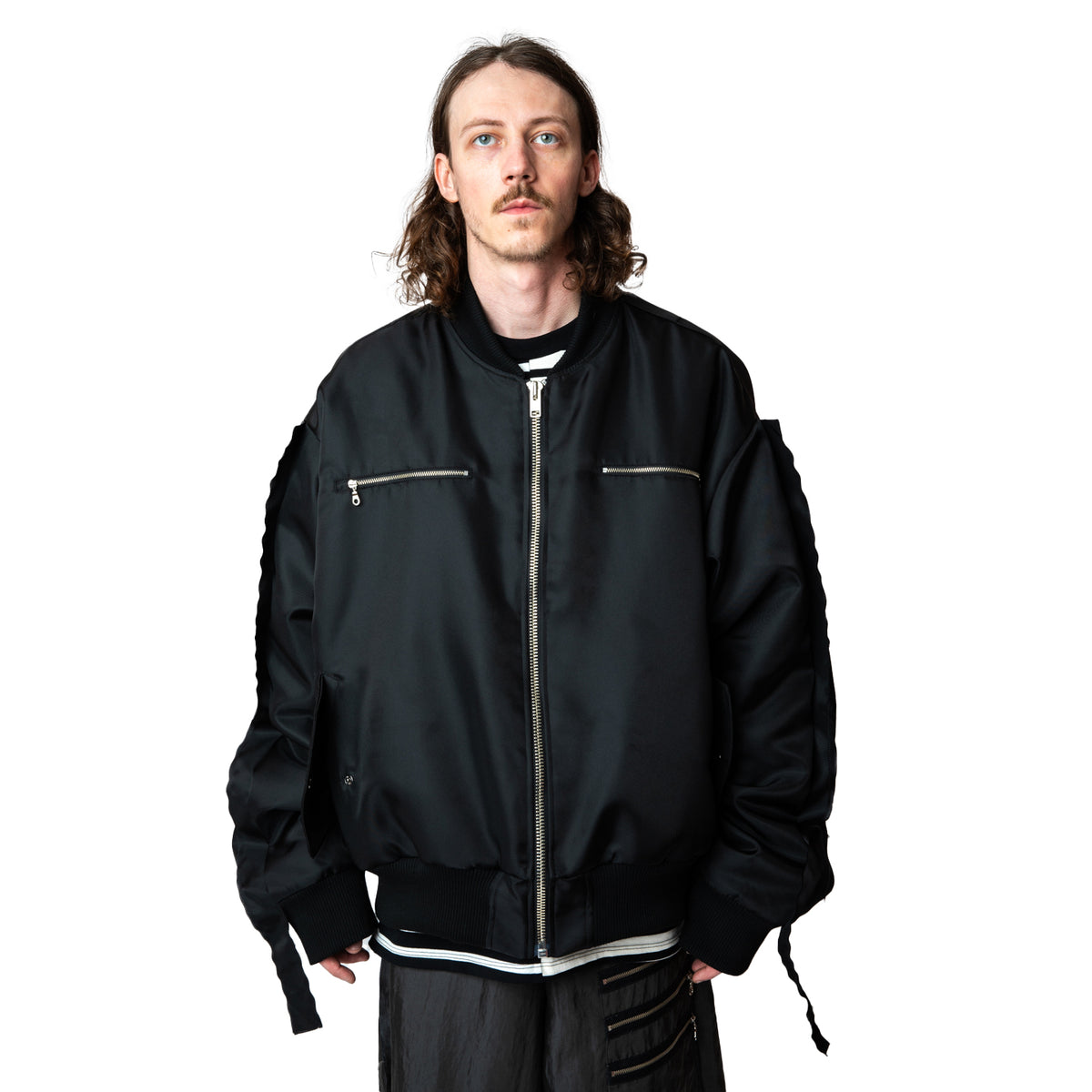 <span style="color: #ff2a00;">Last One</span> WESTFALL / MOHAWK SLEEVE BOMBER LS BLACK