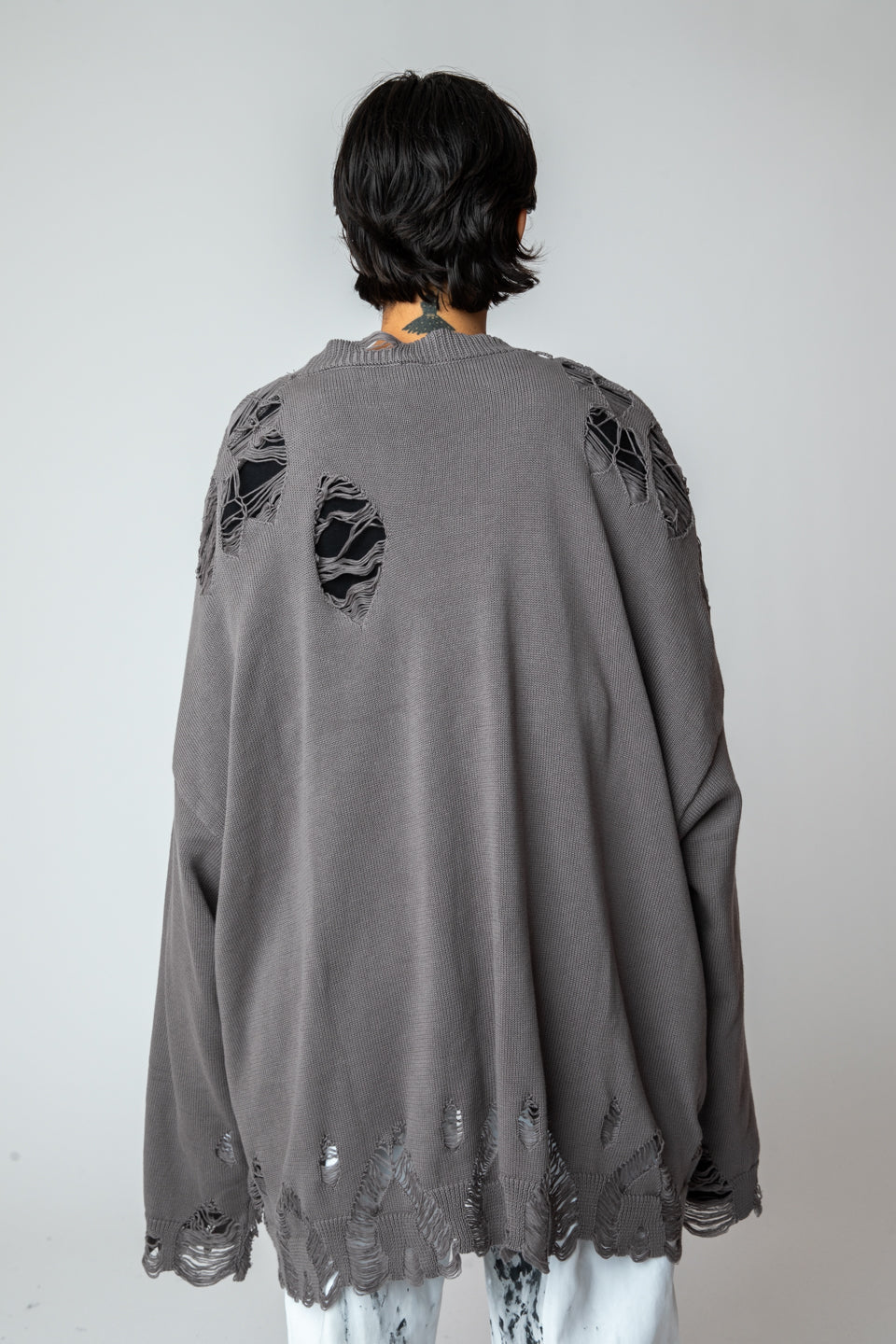 WESTFALL / DESTROYED CYBER SNOPPY PATCH SWEATER LS GRAY