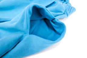 WILLY CHAVARRIA (ウィリーチャバリア) / CHOLO SHORT  発色の良いBLUE。お馴染みのPeruvian Tanguis cotton jerseyを使用。しっとりと柔らかくドレープ感が出ます。サイドポケット画像。