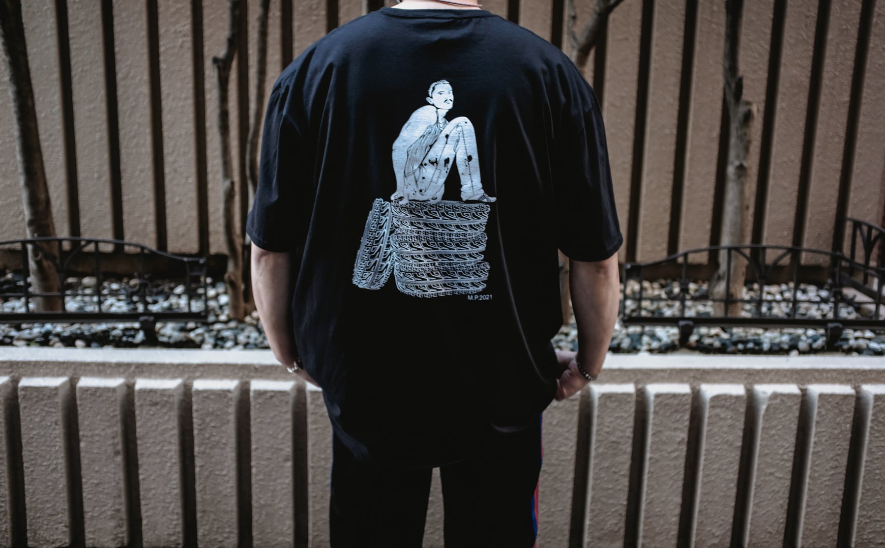 CUEVAS UNIFORM / BACK ALLEY T-SHIRT BLACK