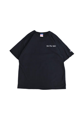 CCTB / NOT FOR SALE T Community Center Tokyo Branch初のオリジナルアイテム。某ボディのHeritage 7oz. Jersey T-Shirtを使用。胸に「Not For Sale」の刺繍。BLACKボディにはWHITEで施しています。正面画像。