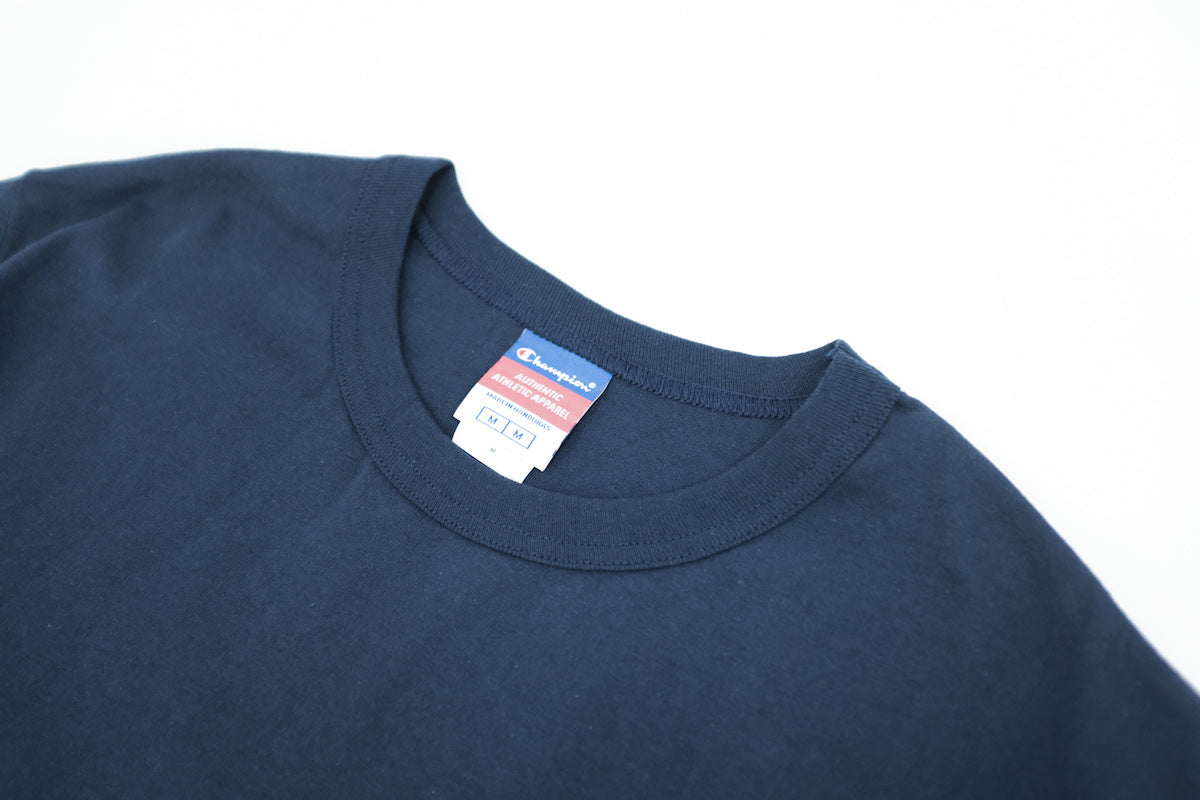 CCTB / NOT FOR SALE T  Community Center Tokyo Branch初のオリジナルアイテム。某ボディのHeritage 7oz. Jersey T-Shirtを使用。胸に「Not For Sale」の刺繍。NAVYボディにはWHITEで施しています。ネック画像。
